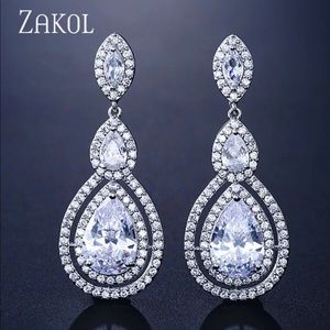 Water Drop Shaped Drop Earrings Simulated Diamonds White Gold Plated
